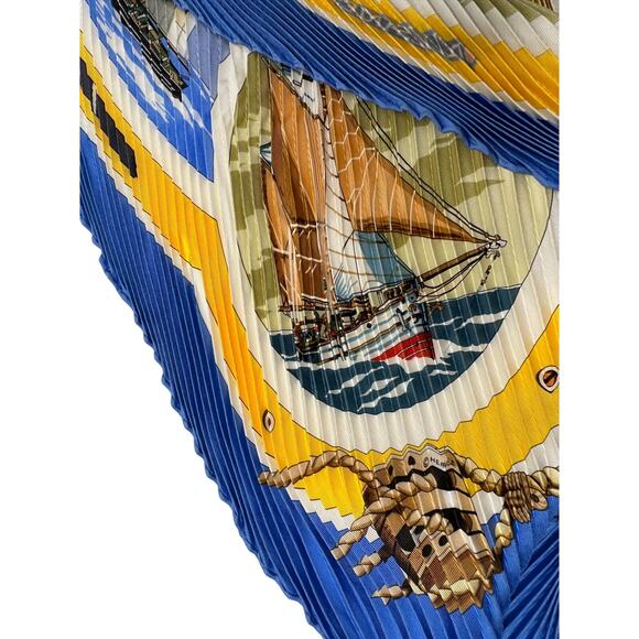 Hermes Pleated Silk Scarf  ' La Presentation ' Deep Blue & Gold - Beautiful! - Picture 12 of 16